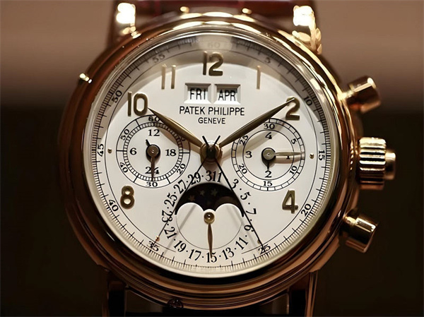 百达翡丽进灰了应该咋办（图）