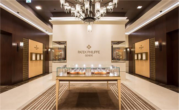 百达翡丽日期怎么往回调（图）